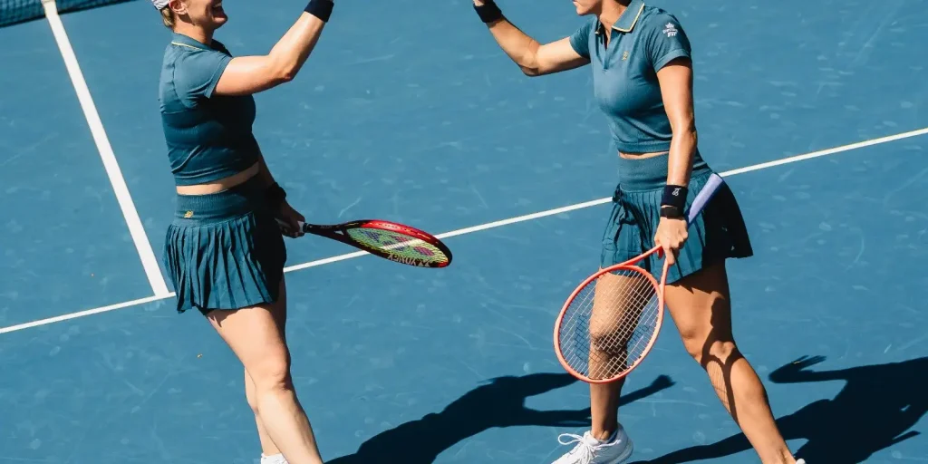 Luisa Stefani avança às oitavas do US Open ao lado de Dabrowski