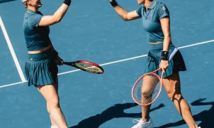 Luisa Stefani avança às oitavas do US Open ao lado de Dabrowski