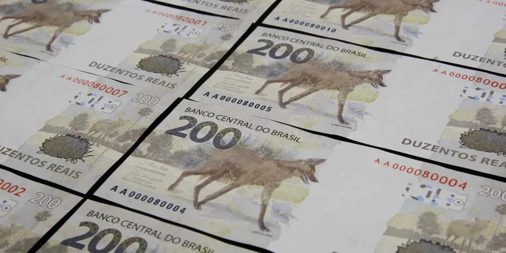 CVM aplica multa de R$ 20 milhões a Daniel Vorcaro por fraude em fundo imobiliário