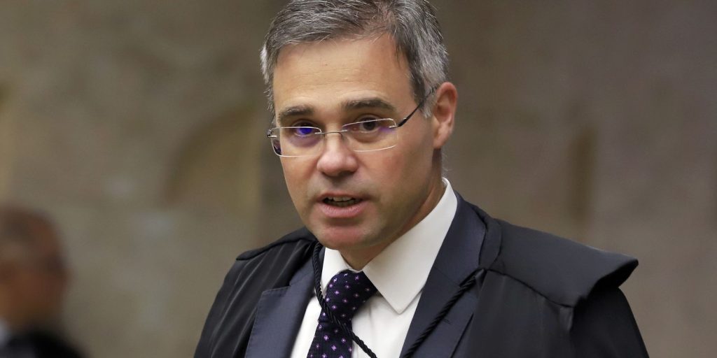 Mendonça confirma que ouviu Vorcaro em seu gabinete e explica ausência da PF