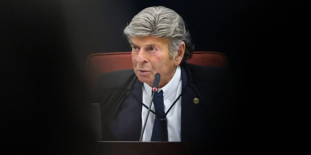 Fux dá 10 dias para Senado se manifestar sobre registros de entrada de Viviane Barci e Vorcaro
