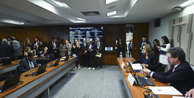 Comissão mista aprova MP que zera imposto de 20% sobre compras internacionais de até US$ 50
