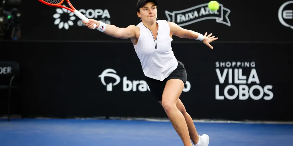 Podoroska e Quevedo disputam o título do SP Open neste domingo