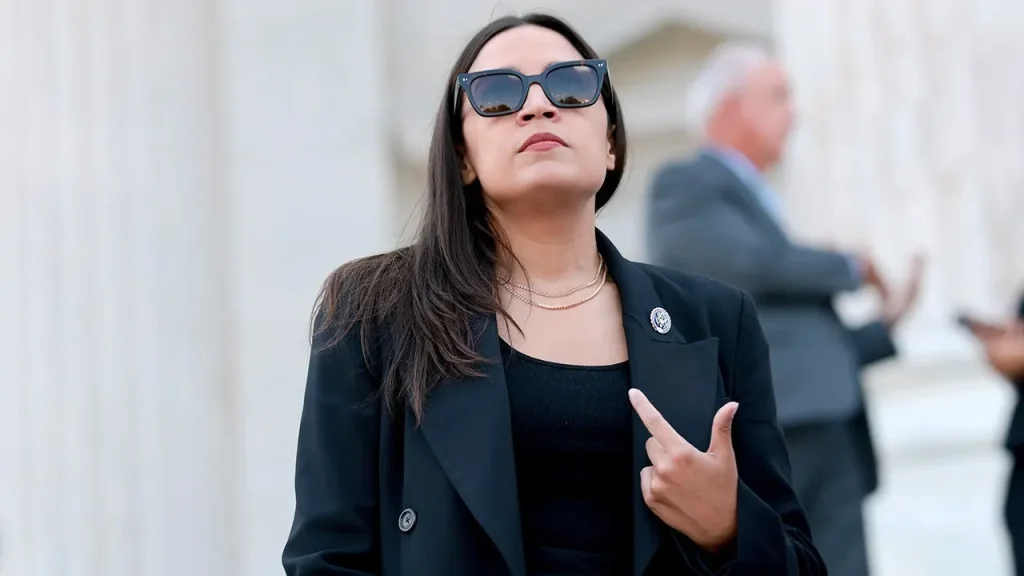 AOC declara apoio a Angie Nixon na corrida ao Senado pela Flórida