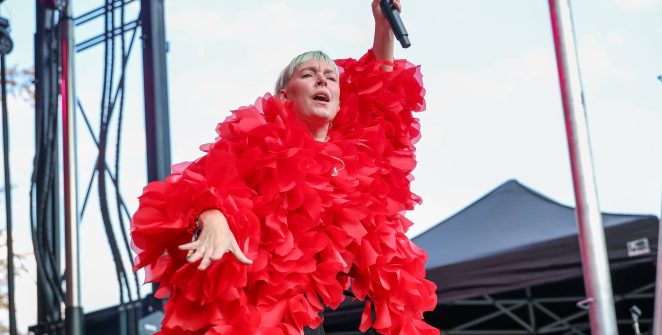Sylvan Esso volta ao Spotify após um ano de boicote por questões financeiras