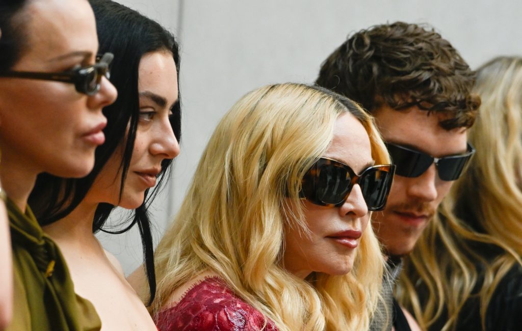 Madonna e Charli XCX lançam parceria Danceteria Afterhours na próxima semana