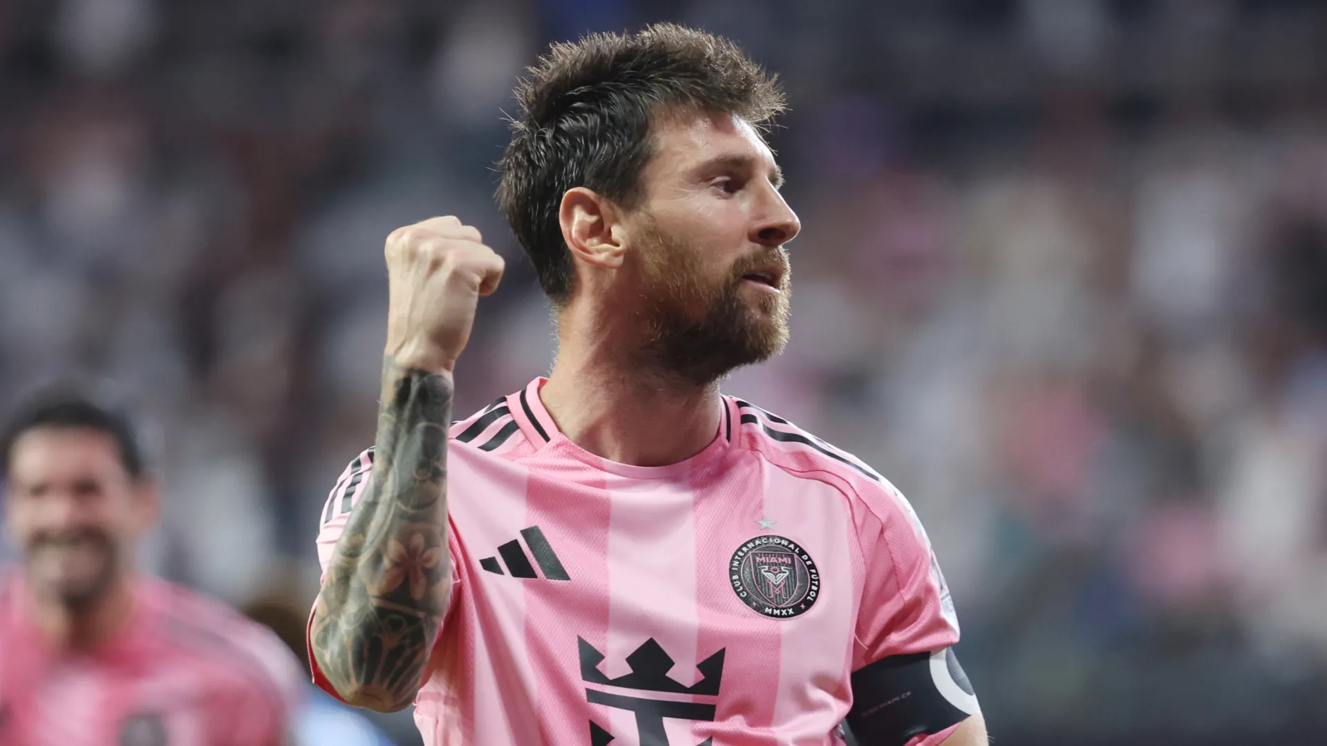 Messi iguala Bouanga e se torna segundo jogador da MLS com três temporadas seguidas de 20 gols