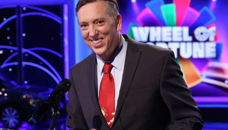 Locutor de Wheel of Fortune é demitido após incidente em chat de pedofilia durante voo
