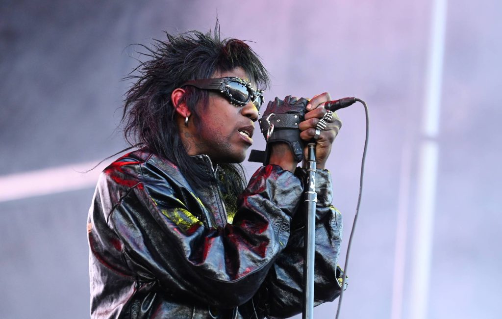 Yves Tumor é substituído em turnê do Turnstile após acusações de agressão sexual
