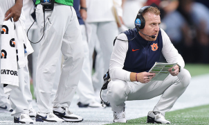 Just like FSU shenanigans, Auburn fan makes absurd promise on social media over summer, now must pay up