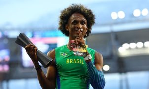 Alison dos Santos vence o Mundial Ultimate e fecha temporada invicto nos 400m com barreiras