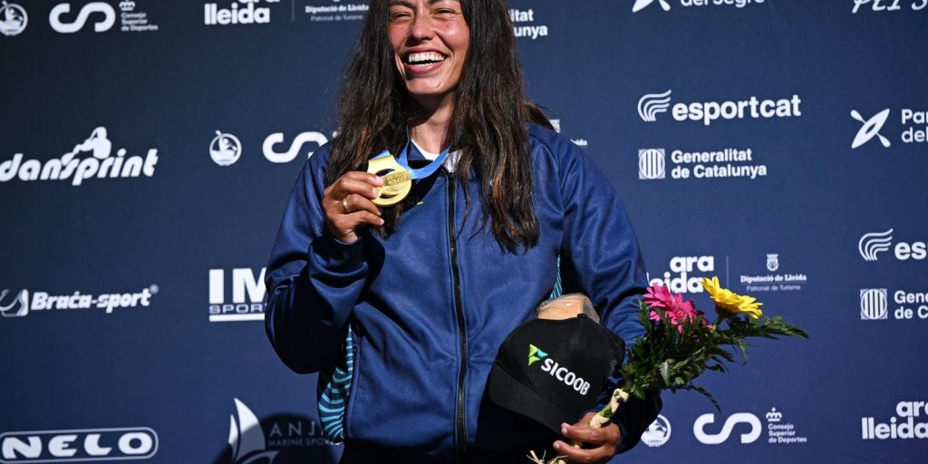 Ana Sátila vence o C1 em La Seul dUrgell e conquista primeira medalha da temporada