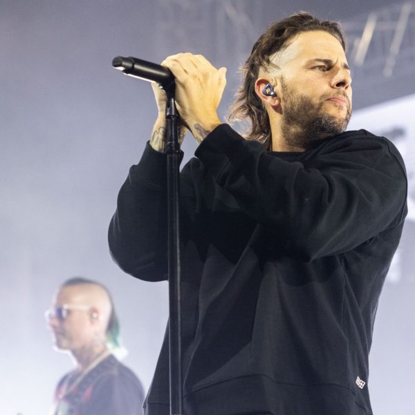 Mulher é presa após roubar e bater ambulância em show de Avenged Sevenfold e Good Charlotte