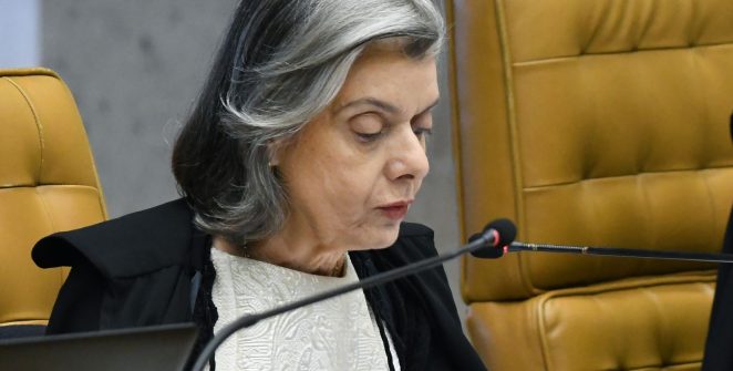 Cármen Lúcia diz que STF causou mal-estar cívico e julgamento sobre Moraes é suspenso por pedido de vista