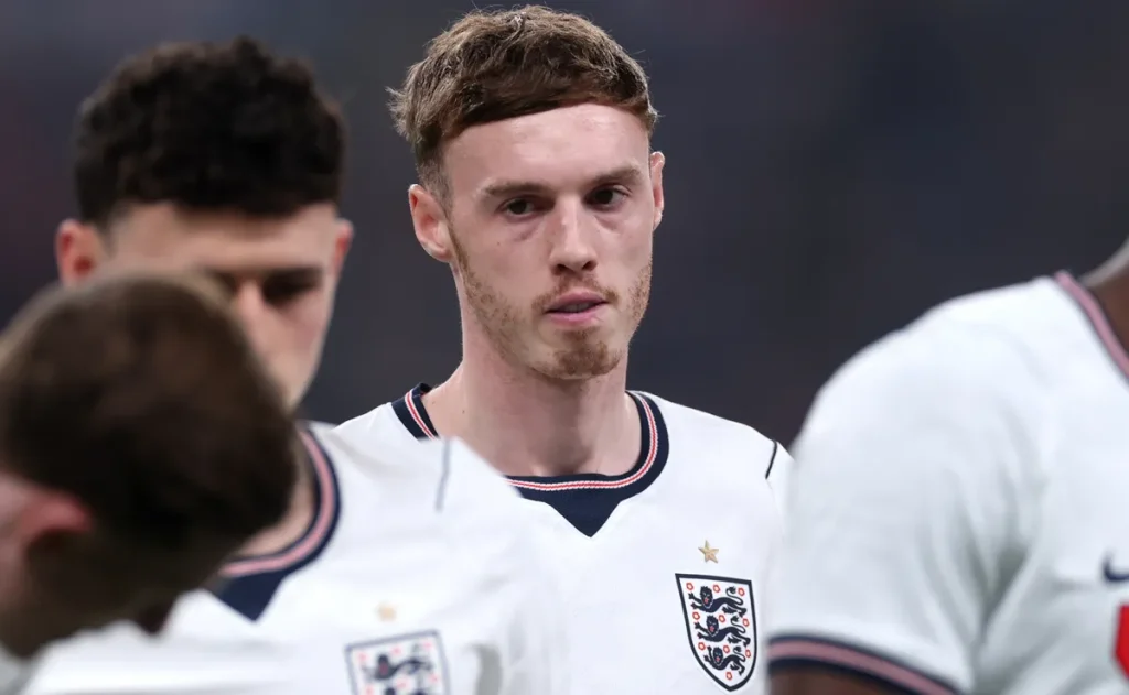 Palmer desfalca Inglaterra contra a Espanha e Tuchel fala em oportunidade perdida