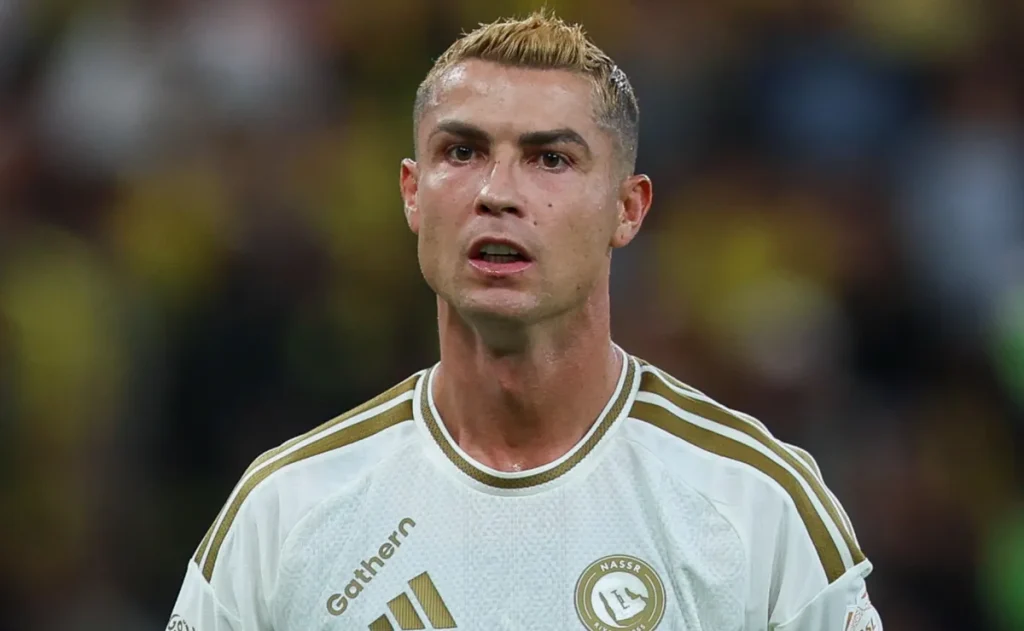 Cristiano Ronaldo fica fora da lista do Bola de Ouro 2026 pela quarta vez consecutiva
