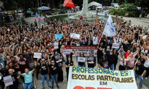 Professores de escolas particulares do Rio paralisam atividades por 24 horas