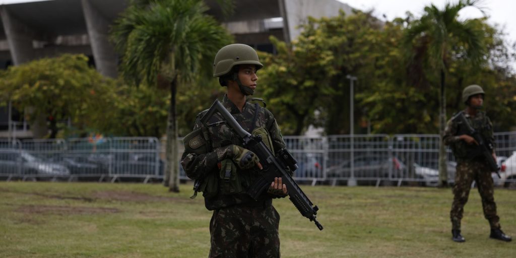 Rio de Janeiro terá reforço de tropas federais para garantir segurança na votação