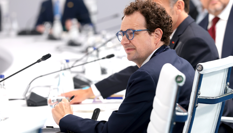 Anthropic CEO Dario Amodei calls to slow AI arms race as critics push back