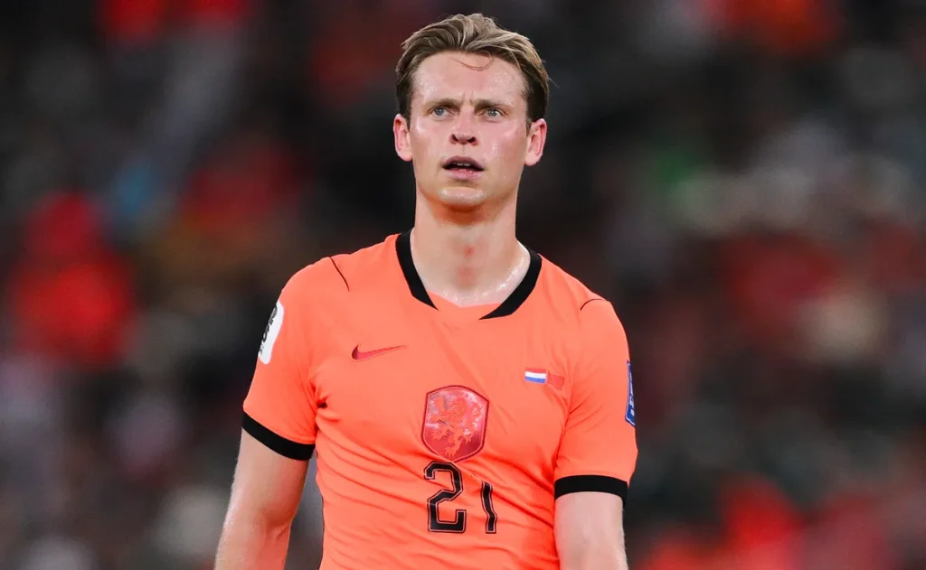 De Jong desfalca Holanda contra Alemanha em estreia de Xavi e Klopp na Nations League