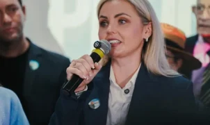 Clariana Barão coloca proteção a mulheres e crianças no centro do programa de governo