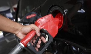 Lei 15.517/2026 endurece penas para furto e roubo de combustíveis e criminaliza armazenamento de produto ilícito