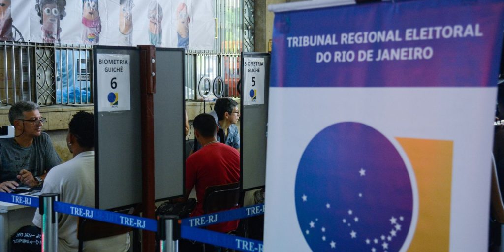 TRE-RJ oferecerá transporte gratuito para eleitores com deficiência em três cidades
