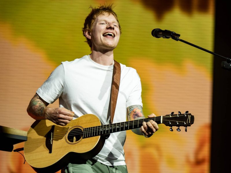 Ed Sheeran tem shows cancelados em Gillette Stadium por alerta de tempestade severa