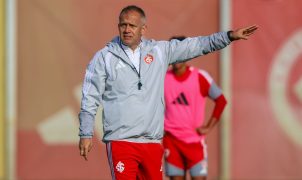 Internacional acerta com Eduardo Baptista para escapar do rebaixamento