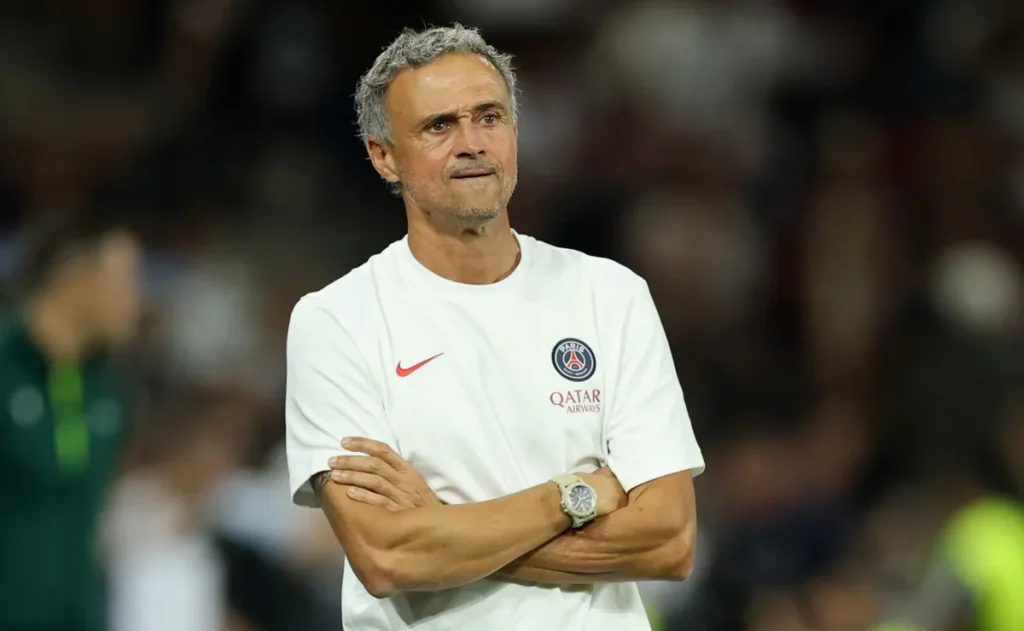 Luis Enrique defende jogador do PSG para Bola de Ouro após bicampeonato da Champions