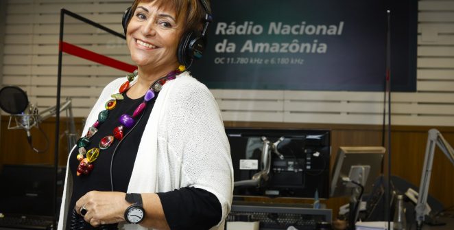 Rádio Nacional da Amazônia celebra 49 anos com homenagem no Viva Maria