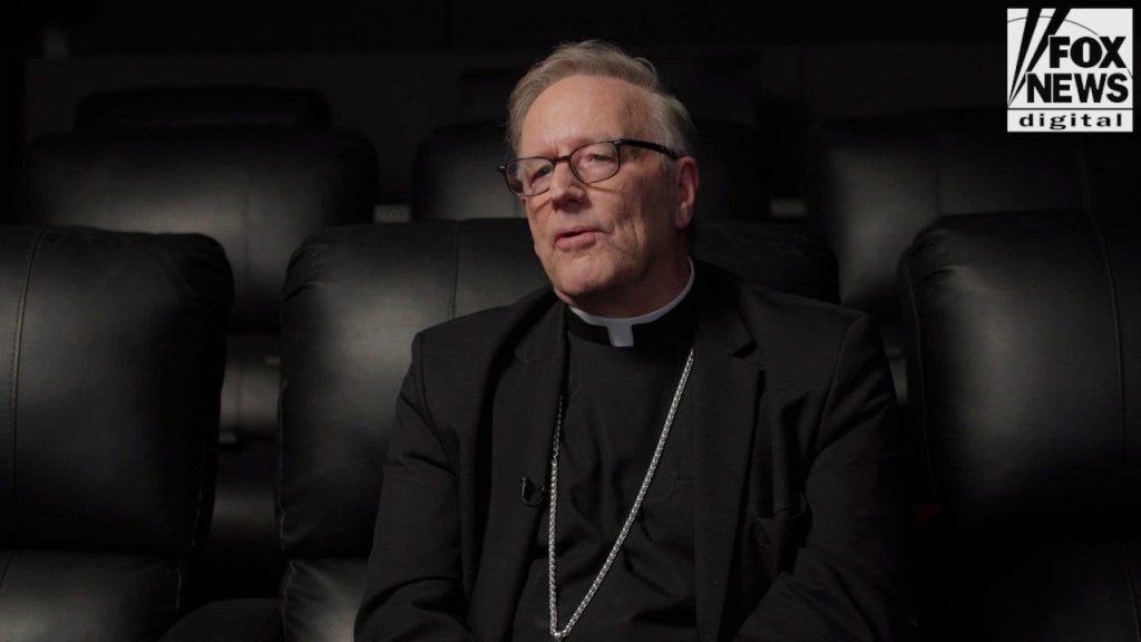 Bispo critica parceria entre Catedral de St. Paul e casa noturna para shows no templo