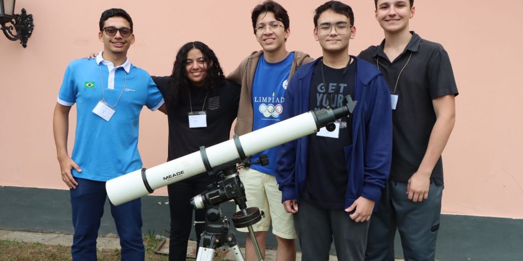 Brasil leva cinco estudantes à Olimpíada Internacional de Astronomia no Vietnã