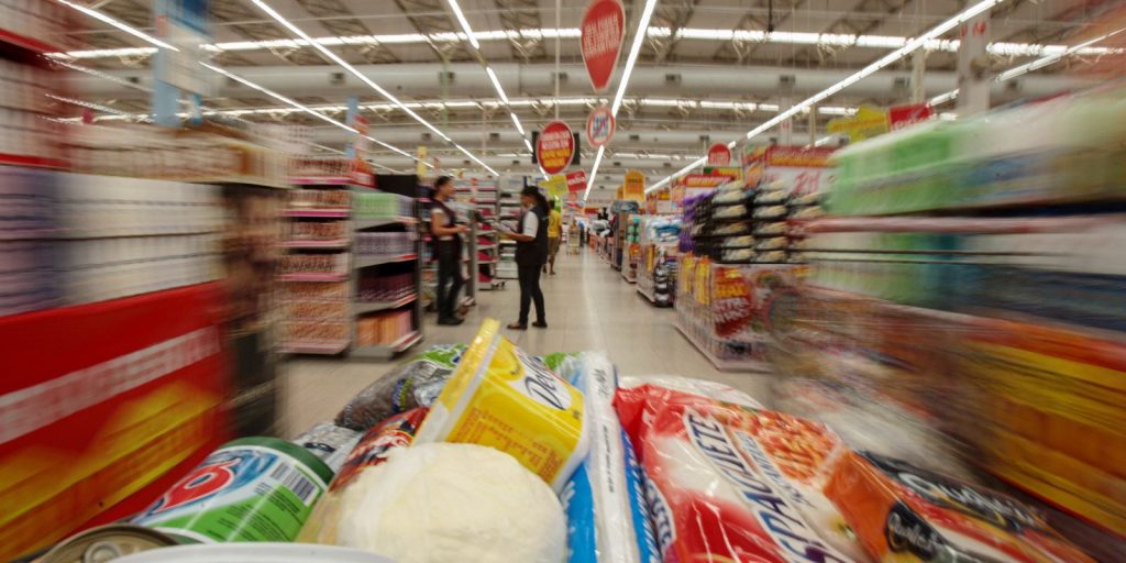 Bolsa Família tem reajuste de 15% e passa a pagar mínimo de R$ 691 a partir de outubro
