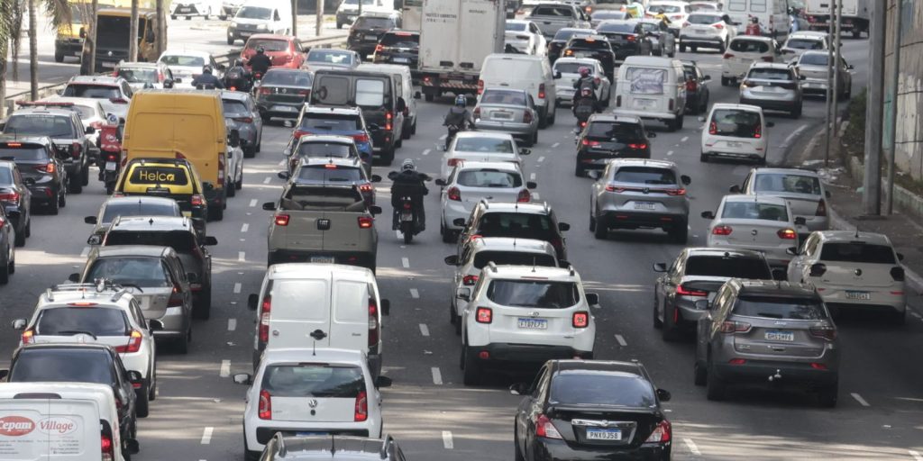 CNH do Brasil triplica pedidos de habilitação e ultrapassa 2 milhões de novos condutores em nove meses