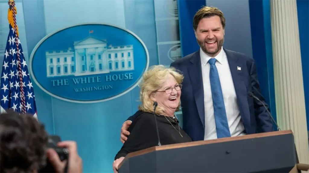 Mãe de JD Vance diz que daria um soco em Abdul El-Sayed por ataques à família