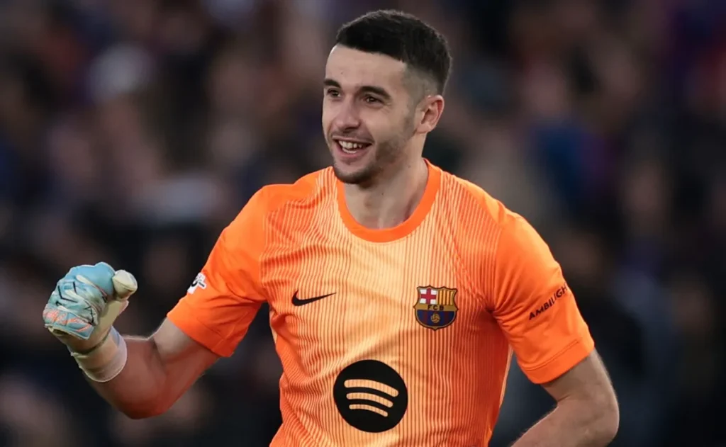 Barcelona confirma lesão leve no joelho de Joan Garcia e goleiro deve desfalcar time contra Sevilla