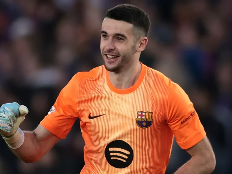 Barcelona confirma lesão leve no joelho de Joan Garcia e goleiro deve desfalcar time contra Sevilla