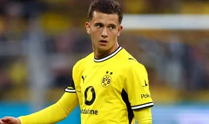 Borussia Dortmund revela problema de saúde de Karetsas após susto na Champions