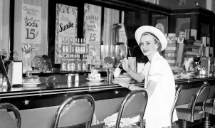 Why America's classic luncheonettes and lunch counters disappeared