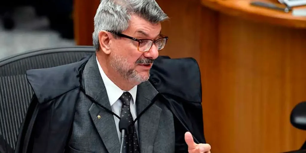 AGU aciona STF para cassar cargo de ministro do STJ condenado por assédio sexual