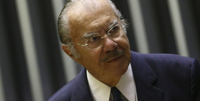 José Sarney, de 96 anos, permanece internado em São Paulo com quadro estável
