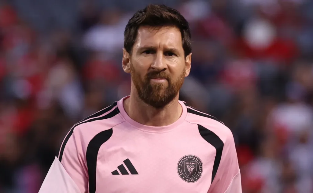 Messi gera apreensão em treino do Inter Miami, mas clube não confirma lesão