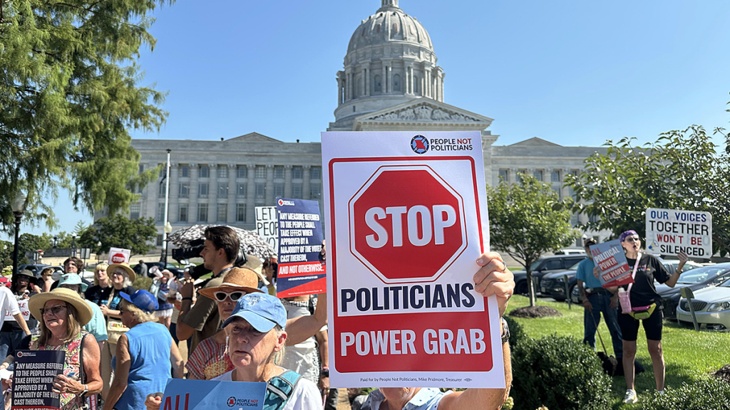 Supreme Court blocks Missouri GOP map and restores 2022 districts