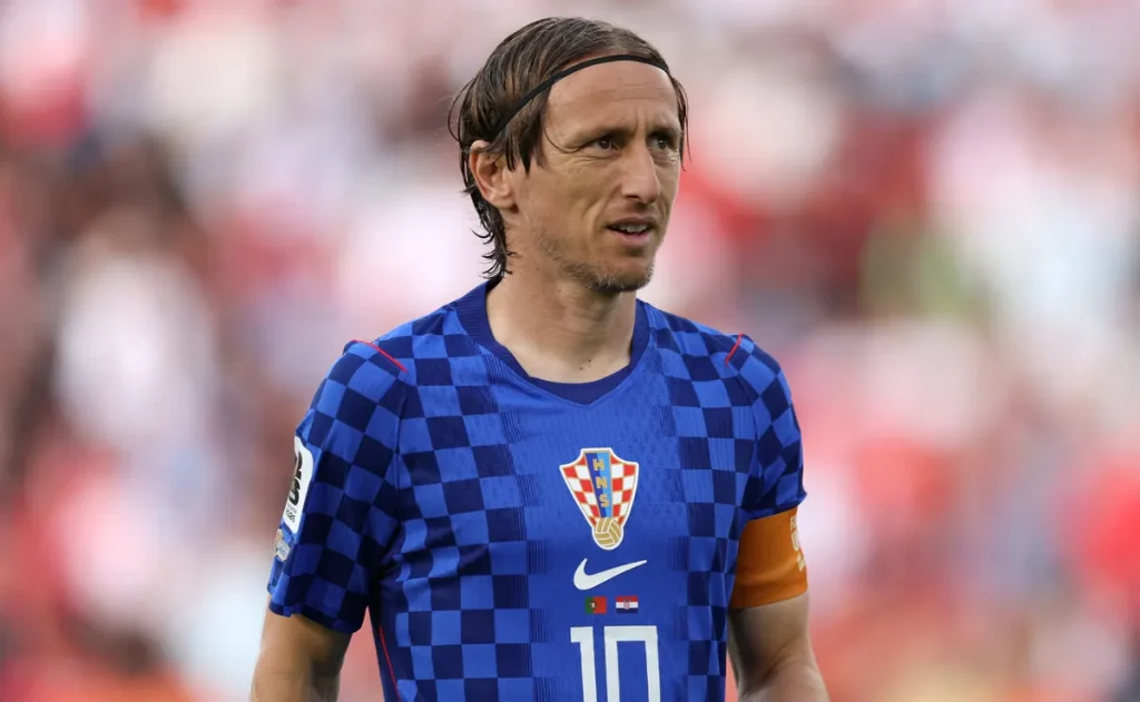 Bilic poupa Modric e deixa veterano no banco contra a Espanha pela Nations League