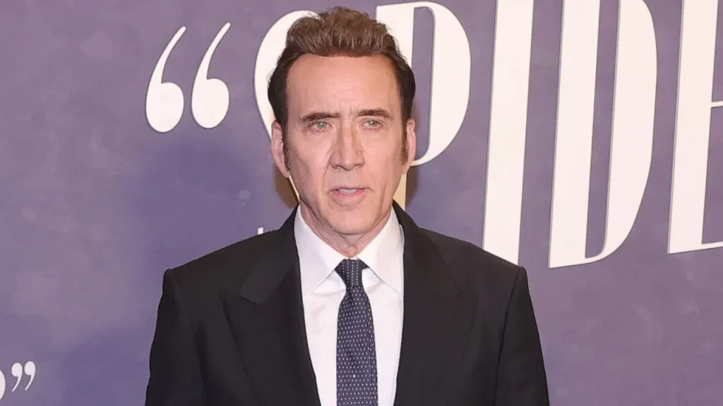 Desabamento de calçada em frente à casa de Nicolas Cage abre cratera e provoca vazamento de gás em Malibu