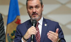 Ministro do STF afasta diretor-geral da Polícia Federal e chefe de Inteligência