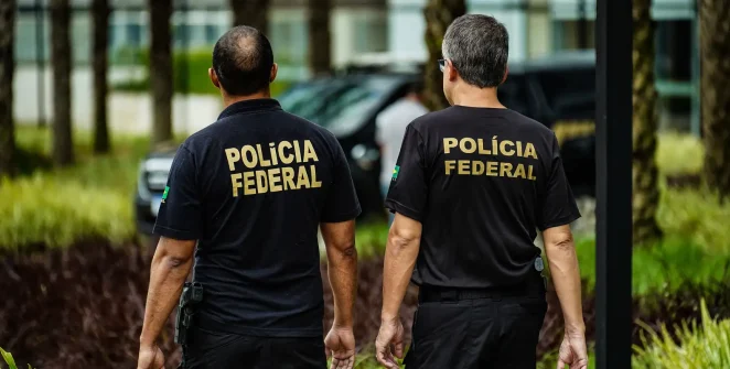 Polícia Federal cumpre mandados em Valença por apologia ao nazismo