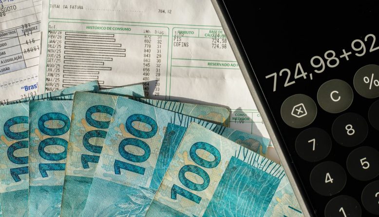 Arrecadação federal chega a R$ 2,019 trilhões nos oito primeiros meses de 2026