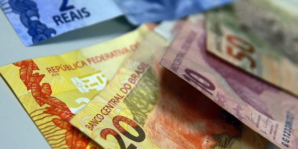 Inadimplência das famílias sobe para 6% em agosto, diz Banco Central